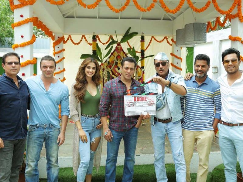 Disha Patani to have a short role in Salman Khan's 'Radhe'? | Hindi Movie  News - Times of India