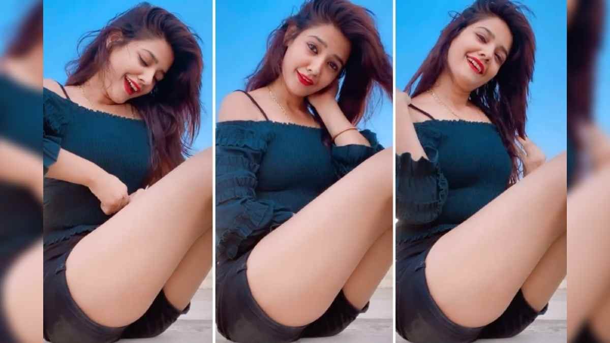 VIDEO: TikTok सेंसेशन आकांक्षा की मदहोश अदाओं ने मचाया बवाल, ‘बहिया में कसके सइयां’ गाने पर दिए क्यूट एक्सप्रेशन
