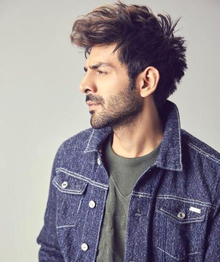 Kartik Aryan spreads awareness about COVID-19