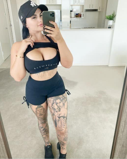 Formula 1 Racer Renee Gracie Turned Porn Star Due to Lack of Funding, Check Out Her Hot And Bold Pictures