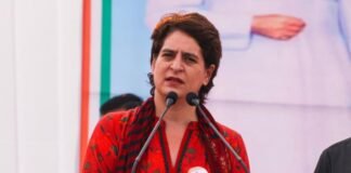 CM योगी से प्रियंका गांधी वाड्रा की अपील, स्कॉलरशिप न मिलने से परेशान छात्रों की करें मदद Priyanka Gandhi Vadra Shrikant Tyagi