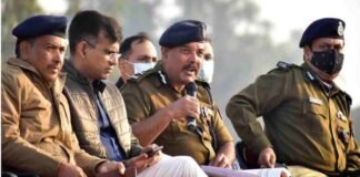 प्रयागराज : VIP दौरे से पहले चेकिंग पर निकले ADG, लापरवाही बरतने वाले 9 पुलिसकर्मियों को किया सस्पेंड