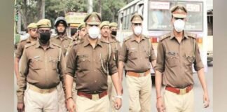 BT Fact Check: ‘UP में 50 की उम्र पार कर चुके पुलिसकर्मियों को किया जाएगा जबरन रिटायर’, जानें वायरल मैसेज की सच्चाई