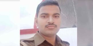 गोरखपुर: छुट्टी के अभाव में पत्नी का समय पर नहीं करा पाया इलाज, बच्चे ने गर्भ में तोड़ा दम, अब सिपाही पर लटकी कार्रवाई की तलवार