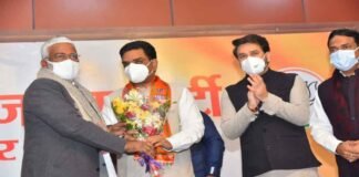 UP Election: सपाई गढ़ में आसान नहीं पूर्व IPS असीम अरुण की राहें, जानें कन्नौज सीट का समीकरण