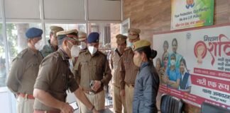 ‘Hello, मैं कमिश्नर बोल रहा हूं, क्या आप पुलिस की कार्रवाई से संतुष्ट हैं ?’.. फोन करके फीडबैक ले रहे कानपुर CP