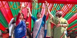 UP Election 2022: कौशांबी में डिप्टी सीएम केशव मौर्य पर डिंपल यादव ने साधा निशाना, बोलीं- सिराथू के बेटे ने दिया धोखा, अब बहू को मिले मौका Dimple Yadav kaushambi