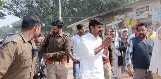 UP Election 2022: प्रतापगढ़ के कुंडा में सपा प्रत्याशी गुलशन यादव पर हमला, राजा भैया के समर्थकों पर पीटने का आरोप SP candidate Gulshan Yadav