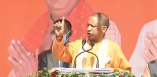 UP Election 2022: एटा में CM योगी ने समाजवादी पार्टी पर साधा निशाना, बोले- माफियाओं के साथ है विपक्ष CM Yogi Adityanath