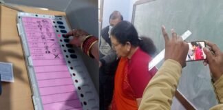 UP Election 2022: कानपुर की मेयर प्रमिला पांडेय को वोट डालने की फोटो शेयर करना पड़ा भारी, DM ने दिए FIR दर्ज करने के आदेश Kanpur Mayor Pramila Pandey