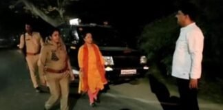 मुख्तार अंसारी एंबुलेंस प्रकरण: बाराबंकी पुलिस ने डॉ. अलका राय व उनके भाई को मऊ से किया गिरफ्तार Dr. Alka Rai