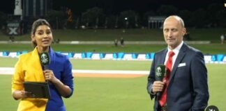 Women WorldCup : यूक्रेन के झंडे जैसा कोट पहनकर एंकरिंग करने पहुंचे जसप्रीत बुमराह की पत्नी, लोगों ने पूछे सवाल