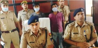 हापुड़ में अवैध रूप से रह रहे 2 रोहिंग्या मुसलमानों को पुलिस ने किया गिरफ्तार, फर्जी आधार कार्ड व पासपोर्ट बरामद Hapur Two Rohingya Muslims