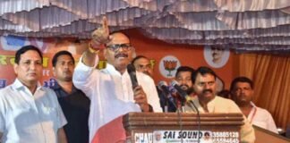 देशभर में विवाद के बीच UP में दिखा अनोखा नज़ारा, डिप्टी सीएम ब्रजेश पाठक ने ‘अजान’ सुन बीच में ही रोक दिया भाषण, जमकर हो रही सराहना Brajesh Pathak Azan