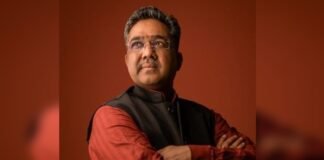 मिलिए ‘द मैन ऑफ़ विजन, मिशन और एक्शन’ सुनील बंसल से, जिनकी बदौलत बीजेपी ने यूपी में लगाया जीता का चौका