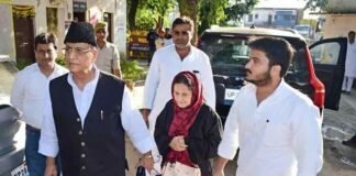 आजम खान परिवार की बढ़ी मुश्किलें, कोर्ट ने पत्नी तजीन फात्मा और बेटे अब्दुल्ला के खिलाफ जारी किया गैर जमानती वारंट Tazin Fatma son Abdullah