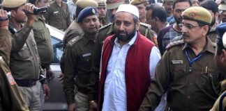 आदतन अपराधी है AAP विधायक अमानतुल्लाह खान, पुलिस ने घोषित किया ‘बैड कैरेक्टर’, दर्ज हैं 18 आपराधिक मामले AAP MLA Amanatullah Khan