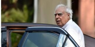 लग्जरी गाड़ियों के शौकीन और करोड़ों की संपत्ति के मालिक हैं कपिल सिब्बल, जानिए उनका कुल नेटवर्थ Kapil sibal