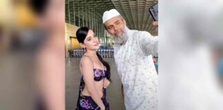 बैकलेस ड्रेस में एयरपोर्ट पर खड़ीं उर्फी जावेद के साथ मौलाना ने ली सेल्फी, लोग बोले – चचा फुल मूड में हैं