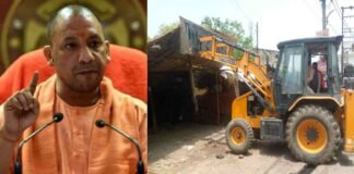 UP में सड़क अतिक्रमण के खिलाफ योगी सरकार की ताबड़तोड़ कार्रवाई, 15,119 अवैध निर्माणों को हटाया, 36 लाख से अधिक का जुर्माना वसूला