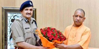 CM योगी से मिलने पहुंचे कार्यवाहक DGP, पुलिस अफसरों को भी जारी किए निर्देश