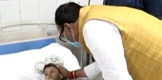 डिप्टी सीएम ब्रजेश पाठक ने पेश की मानवता की मिसाल, गरीब मजदूर के बच्चे के इलाज की उठाई जिम्मेदारी