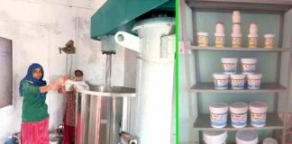 योगी का मिशन शक्ति: UP के बदायूं में महिलाएं कर रहीं प्राकृतिक पेंट का निर्माण, सरकार बना रही महिलाओं को आत्मनिर्भर