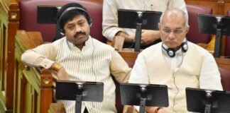 UP: नंद गोपाल गुप्ता नंदी ने औद्योगिक विकास विभाग के बजट का रखा प्रस्ताव, कहा- विदेशी निवेशकों की पहली पसंद बना यूपी