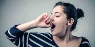 आपको भी है बार-बार उबासी आने की समस्या तो न करें नजरंदाज, वरना हो सकती हैं ये परेशानियां