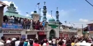 ‘गाय का मूत पीने वाले हिंदुओं की औकात ही क्या’, जम्मू की मस्जिद में मौलाना बोला- हमारा मजहब अपनपसंद, हिजाब-बुर्के पर कुछ कहा तो काट देंगे गला Jammu maulana