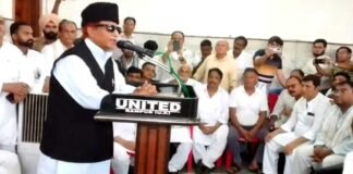 आजम खान ने योगी सरकार पर साधा निशाना, बोले- मुकदमा ही लिखवाना था तो ताजमहल या कुतुबमीनार चोरी का लिखवाते Azam Khan