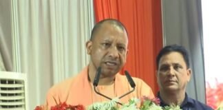 CM योगी ने संचारी रोग नियंत्रण व दस्तक अभियान का किया शुभांरभ, कहा- धीरे-धीरे सभी बीमारियों पर किया जा रहा नियंत्रण CM Yogi Adityanath