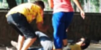 अमरोहा: भाई को पिटता देख बहन ने दिखाया ‘रौद्र’ रूप, शोहदे फैजान को लिया दबोच, फिर जमकर की धुनाई Amroha