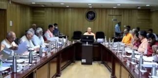 UP: अगस्त के पहले सप्ताह में हो सकता है योगी मंत्रिमंडल का विस्तार, ओपी राजभर और दारा सिंह बनाए जाएंगे मंत्री Yogi Cabinet Meeting