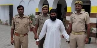 संभल: मौलवी ने 6 साल की मासूम बच्ची से मस्जिद में किया बलात्कार, पुलिस ने आरोपी को किया गिरफ्तार Sambhal maulvi Uwais