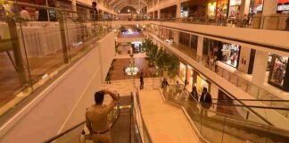 लखनऊ : LuLu Mall के अंदर तैनात हैं LIU के एक दर्जन पुलिसकर्मी, हर हरकत पर है पैनी नजर