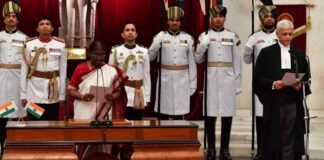 भारत के 49वें चीफ जस्टिस बने यूयू ललित, राष्ट्रपति द्रौपदी मुर्मू ने दिलाई शपथ Justice UU Lalit