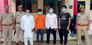 शाहजहांपुर: सरकारी मदरसे में काटे जा रहे थे पशु, मौलाना वसीउद्दीन समेत 4 गिरफ्तार, 100 किलो मांस बरामद Shahjahanpur Illegal slaughtering