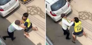 गाजियाबाद : बीच सड़क पर भिड़े दो पुलिसकर्मी, कॉलर पकड़ एक दूसरे को घसीटा, जमकर चले लात घूंसे