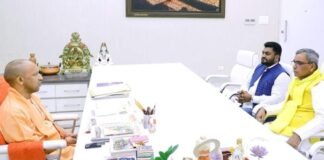 UP: सुभासपा चीफ ने CM योगी से की मुलाकात, राजभर बिरादरी को ST का दर्जा दिलाने पर बनी सहमति Om Prakash Rajbhar CM Yogi Adityanath
