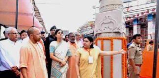 CM योगी बोले- युद्धस्तर पर हो निर्माण कार्य, 6 माह में पूरा कराएं विंध्य कॉरिडोर का कार्य