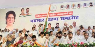 UP: कांग्रेस के नए प्रदेश अध्यक्ष बृजलाल खाबरी व सभी प्रांतीय अध्यक्षों से संभाला कार्यभार, अजय लल्लू भी रहे मौजूद Brijlal Khabri