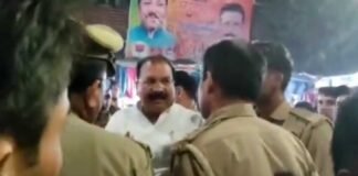 बलिया : जब बीच सड़क आपस में भिड़े कोतवाल और सपा विधायक, अफसरों ने दिए जांच के आदेश