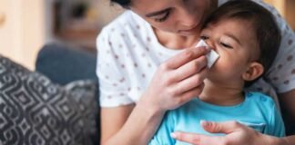 Health Care Tip: बच्चों को सर्दी जुकाम की दवा देने से पहले बरतें सावधानियां, मिलेगा जल्दी आराम