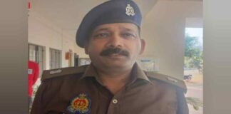 UP: DGP के निर्देशों का पालन कर रही सोनभद्र पुलिस, वर्दी पर पिन किया विभाग का नया Logo