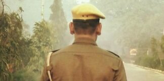 गोरखपुर में युवक का शव पेड़ से लटका मिला: परिजनों ने जताई हत्या की आशंका, 4 लोगों पर FIR दर्ज hardoi