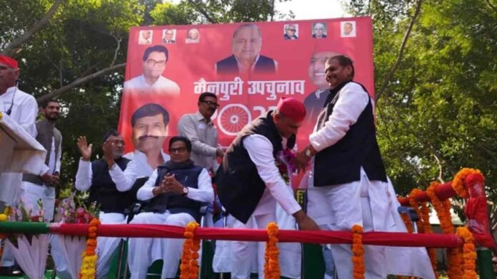 Akhilesh Yadav Shivpal Singh yadav