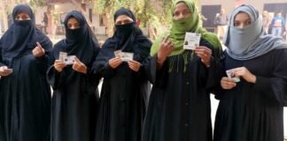 UP By Election: मैनपुरी लोकसभा व रामपुर-खतौली विधानसभा सीट पर वोटिंग जारी, मतदान केंद्रों पर सुरक्षा के कड़े इंतजाम UP By Election