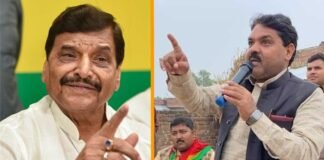 मैनपुरी उपचुनाव: BJP प्रत्याशी रघुराज सिंह शाक्य पर शिवपाल की विवादित टिप्पणी, बैलगाड़ी के साथ चलने वाले कुत्ते से की तुलना Shivpal Singh Yadav Raghuraj Singh Shakya