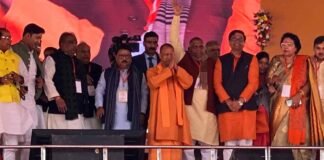 CM योगी ने कानपुर को दिया 387.59 करोड़ की 272 परियोजनाओं का तोहफा, कहा- हम शहर की छवि बदलने के लिए प्रयासरत CM Yogi Adityanath Kanpur